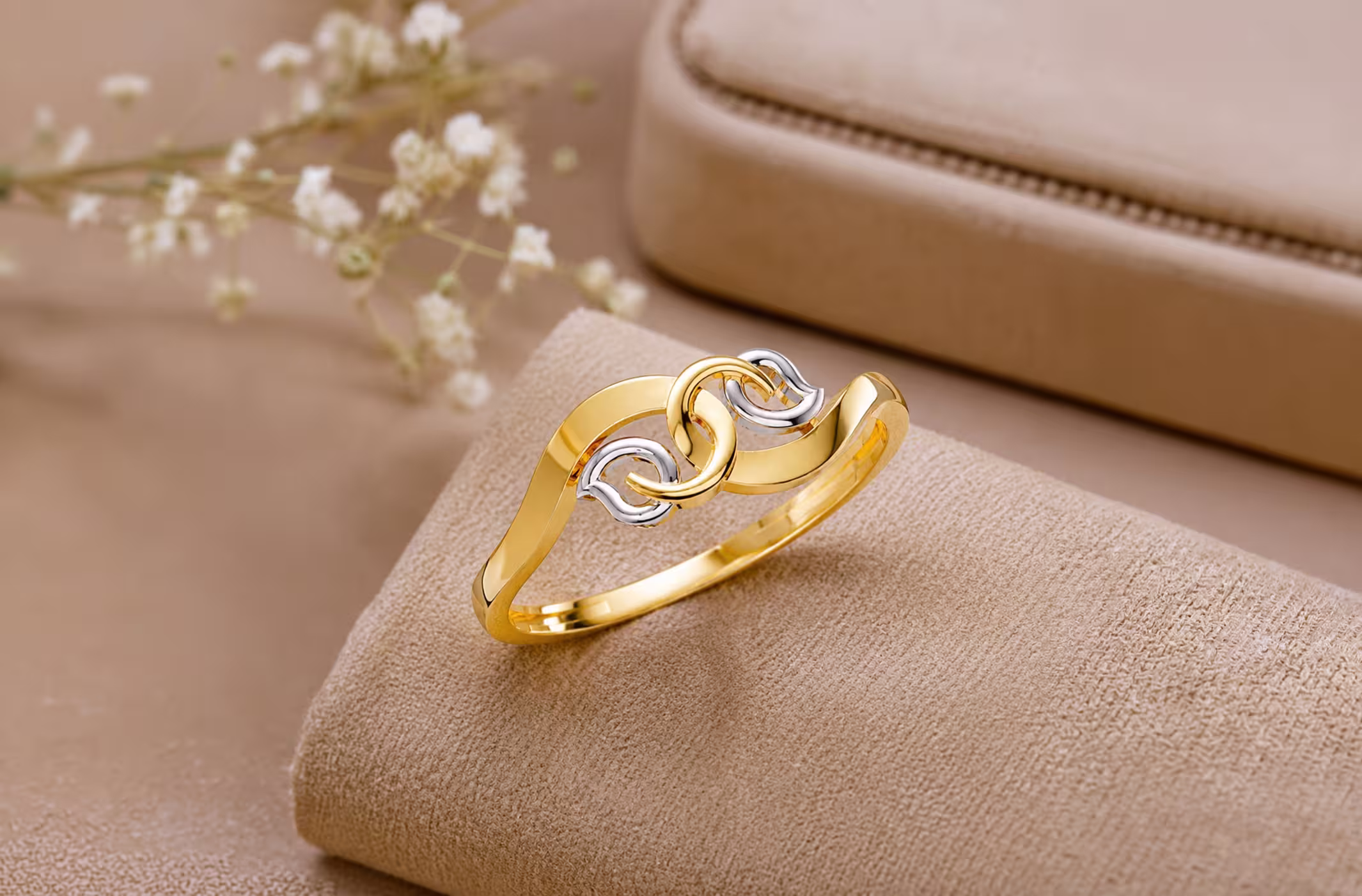LADIES RING