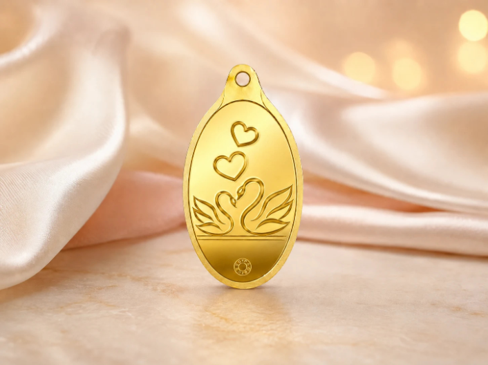 Swan Pendant